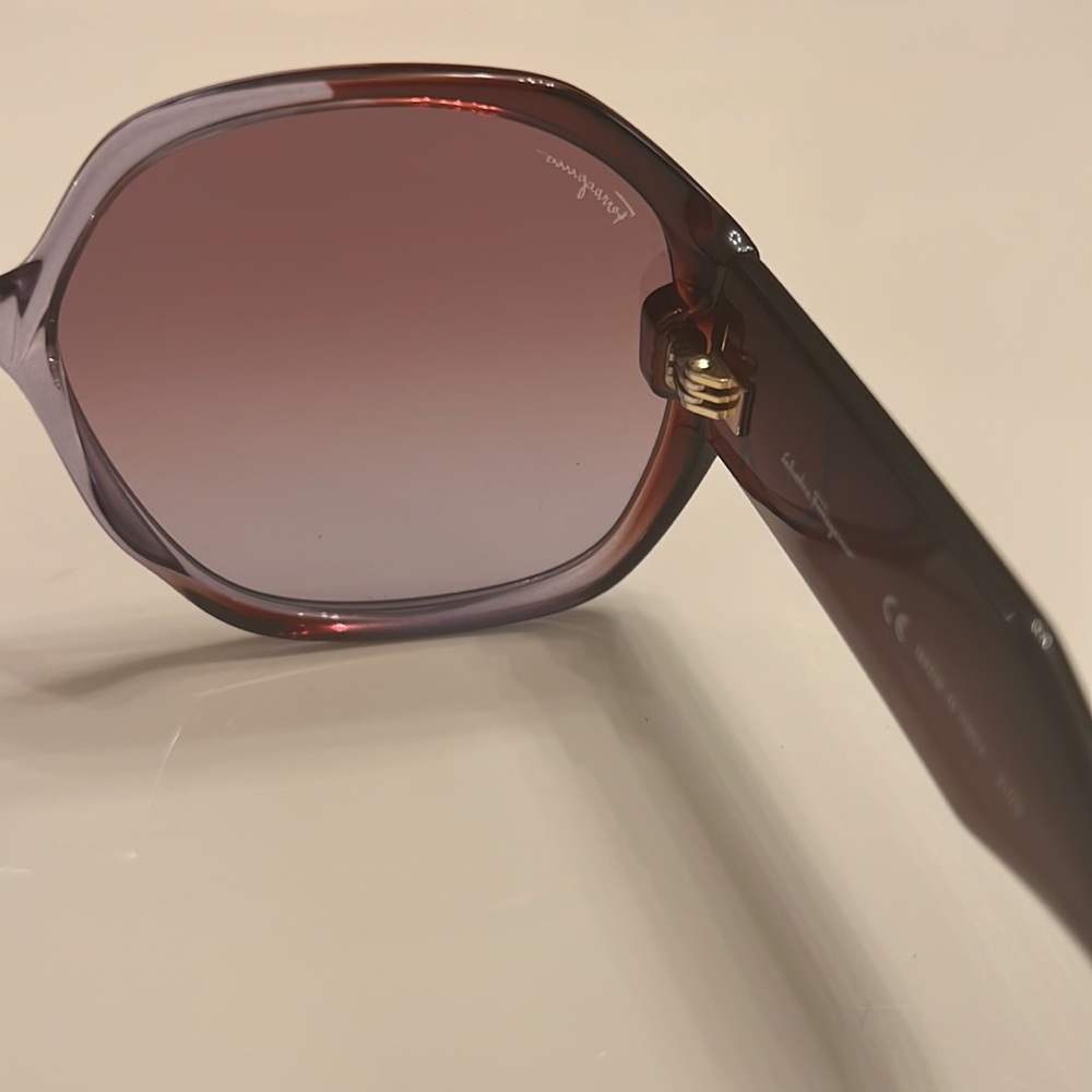 Salvatore Ferragamo™ - Picture 6 of 7
